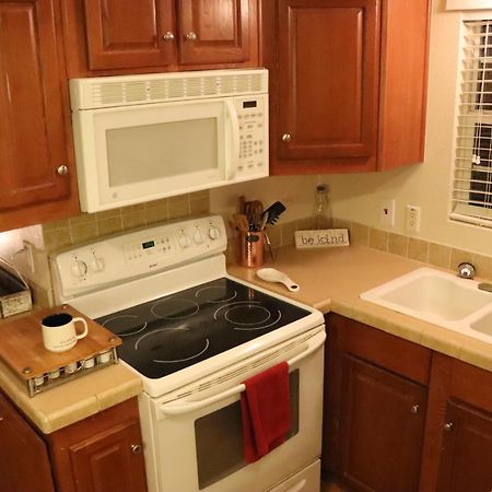 Berry Patch Cottage Longview Extérieur photo