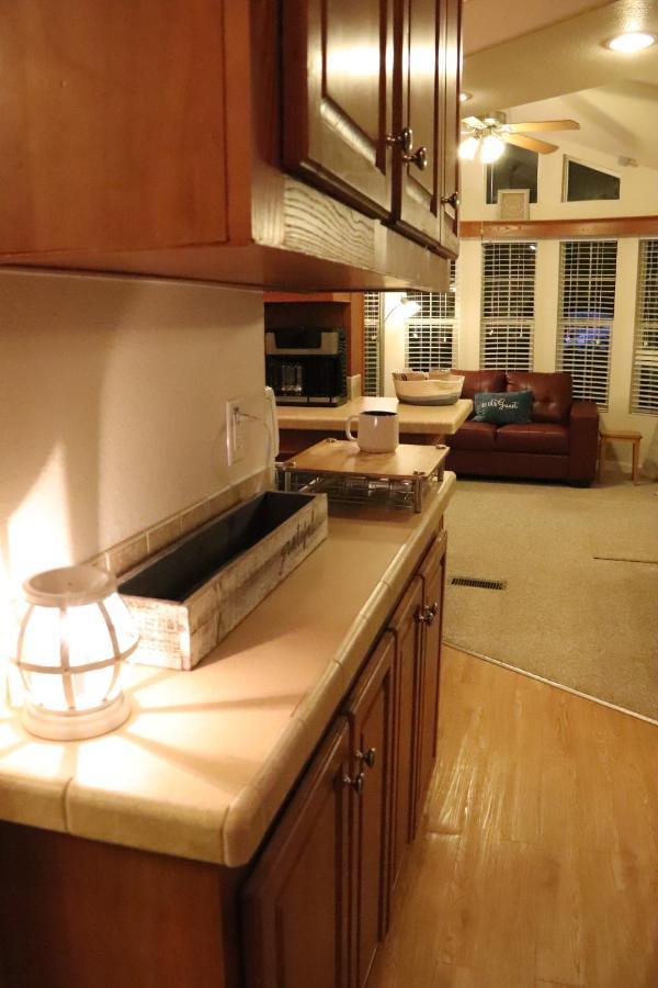 Berry Patch Cottage Longview Extérieur photo